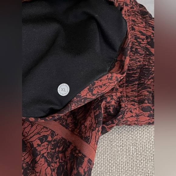 Lululemon Pace Breaker Lined Shorts 9” In Plateau Dark Terracotta Black Size XL - Picture 9 of 15